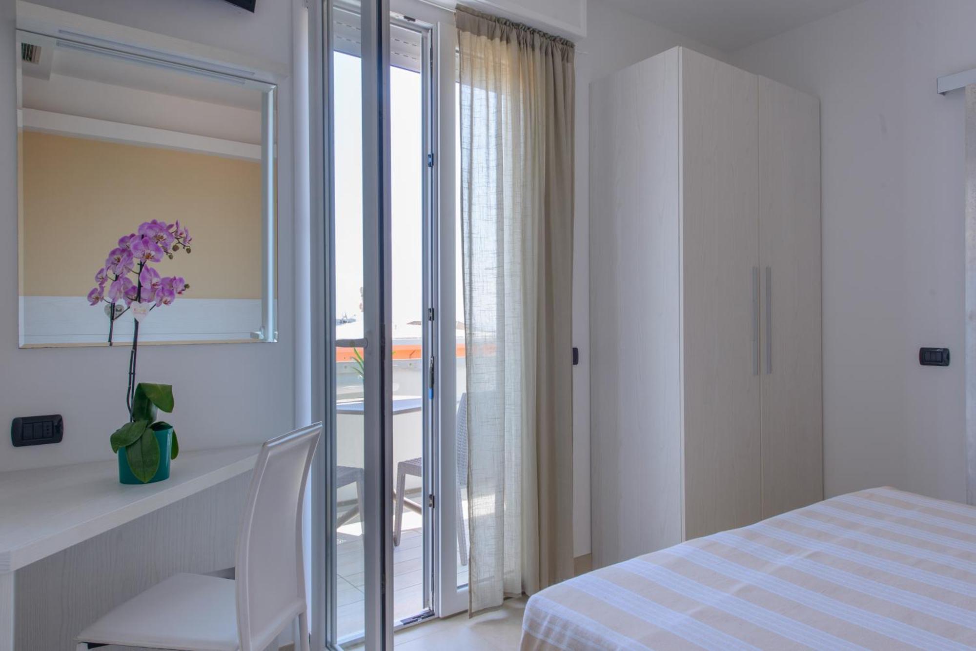 Hotel Sans Souci 리미니 외부 사진
